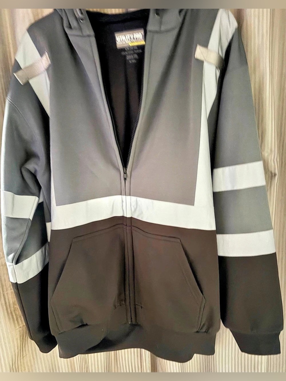 Utility Pro Men's Enhanced Visibility Soft Shell Jacket - Picture 3 of 3